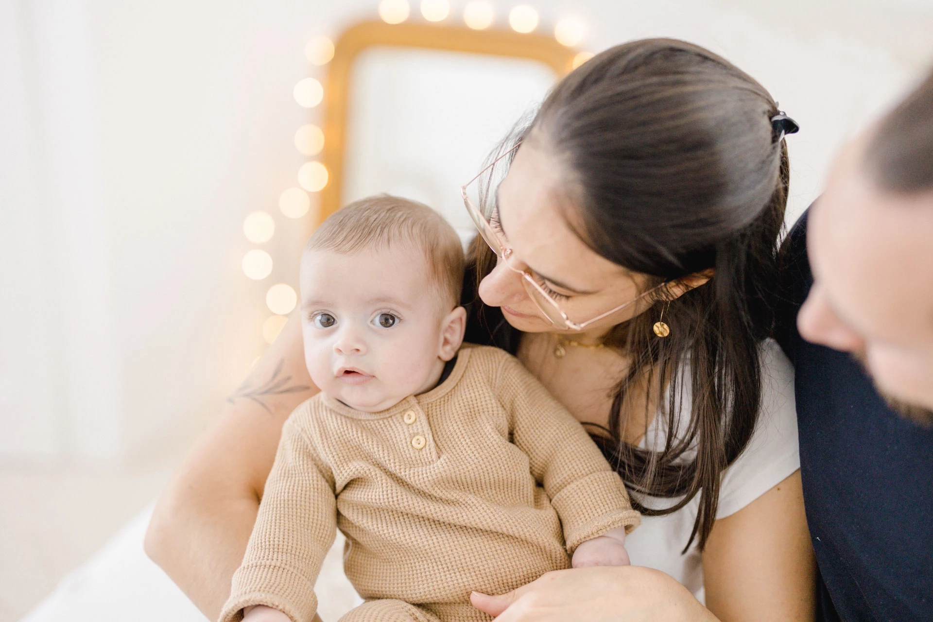 bonheur enfant gris marron bébé